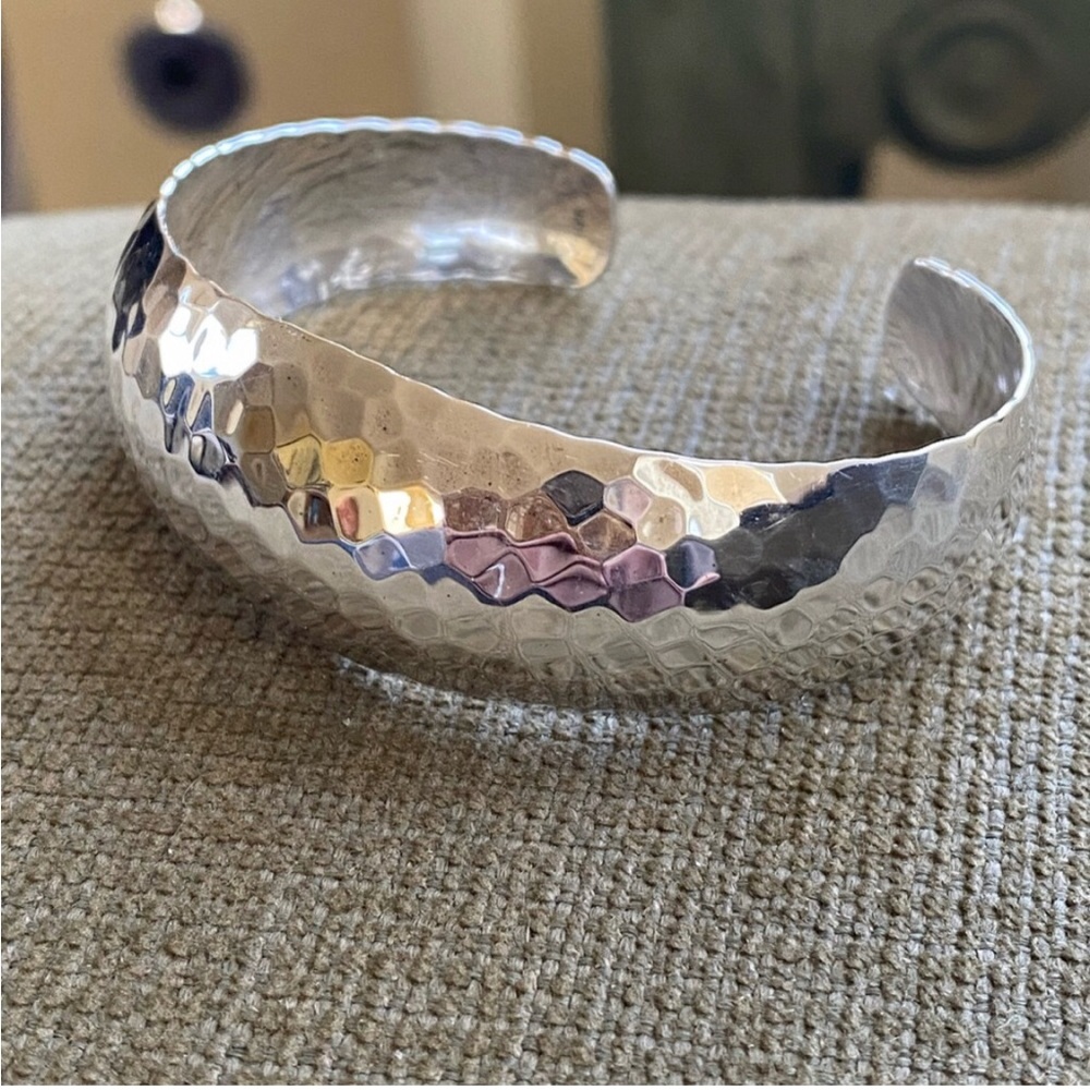 Hammered Sterling Silver 925 Cuff Bracelet - Picture 4 of 6
